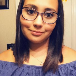 Meet your Posher, Isabel